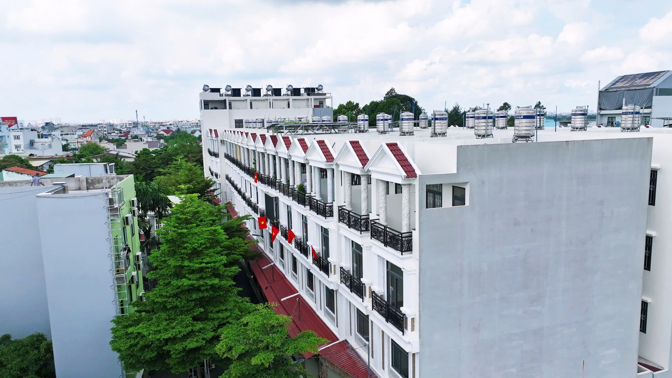 NHÀ PHỐ VĂN MINH BÊN SÔNG CẦU ĐÚC HIỆP BÌNH PHƯỚC